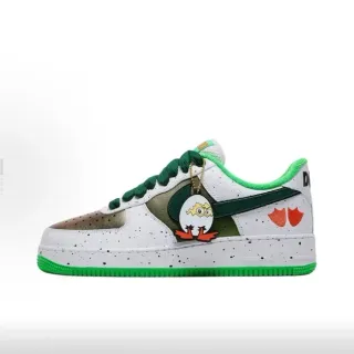 Nike Air Force 1 White Green Speckled Upper Rubber Sole Lifestyle Sneakers