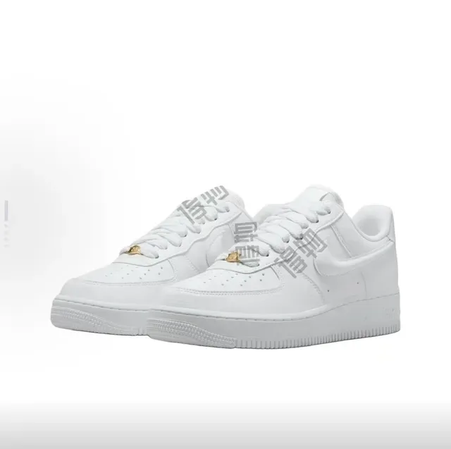 Nike Air Force 1 White Lifestyle Sneakers 3