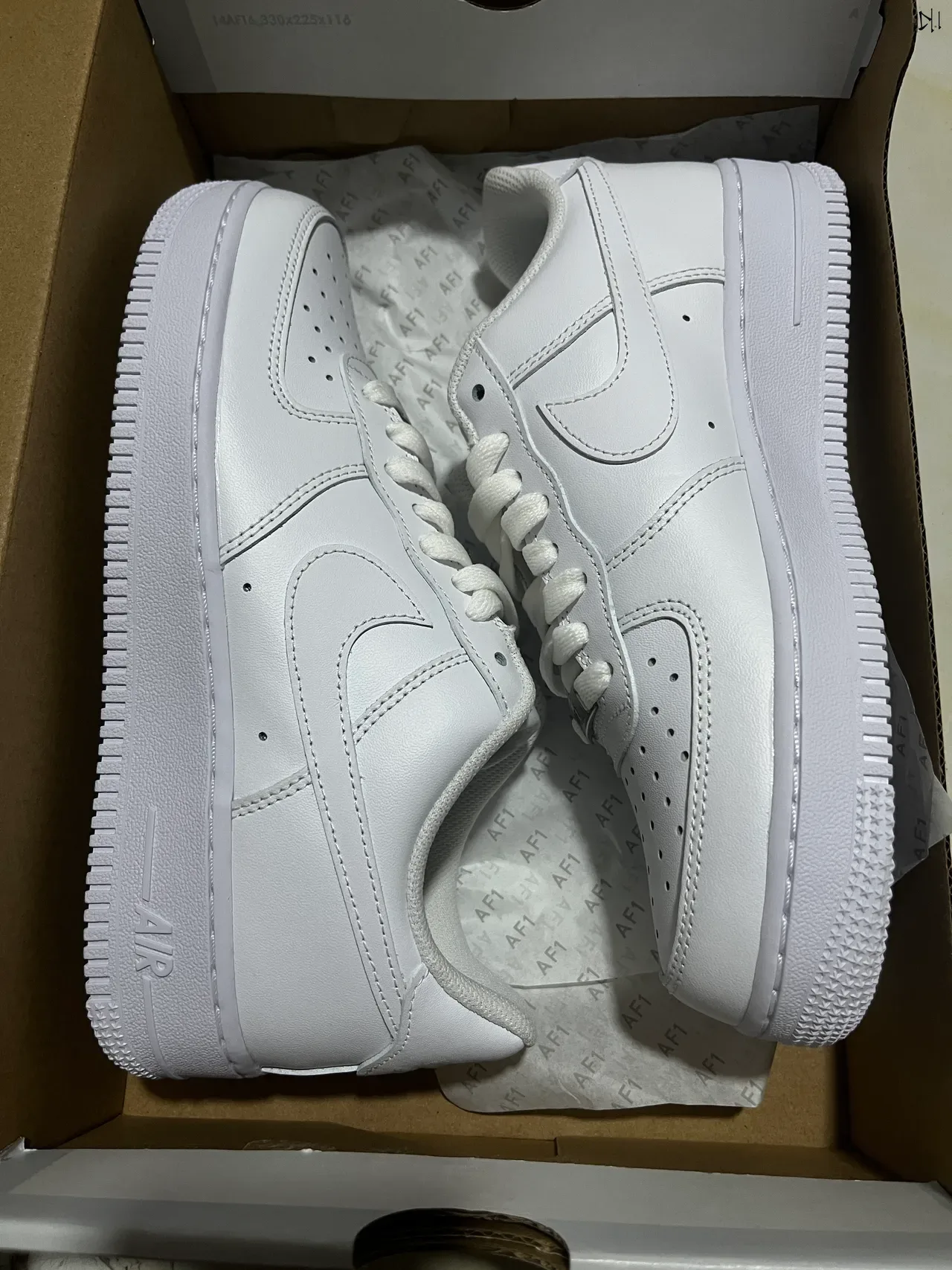 Nike Air Force 1 White Lifestyle Sneakers 9