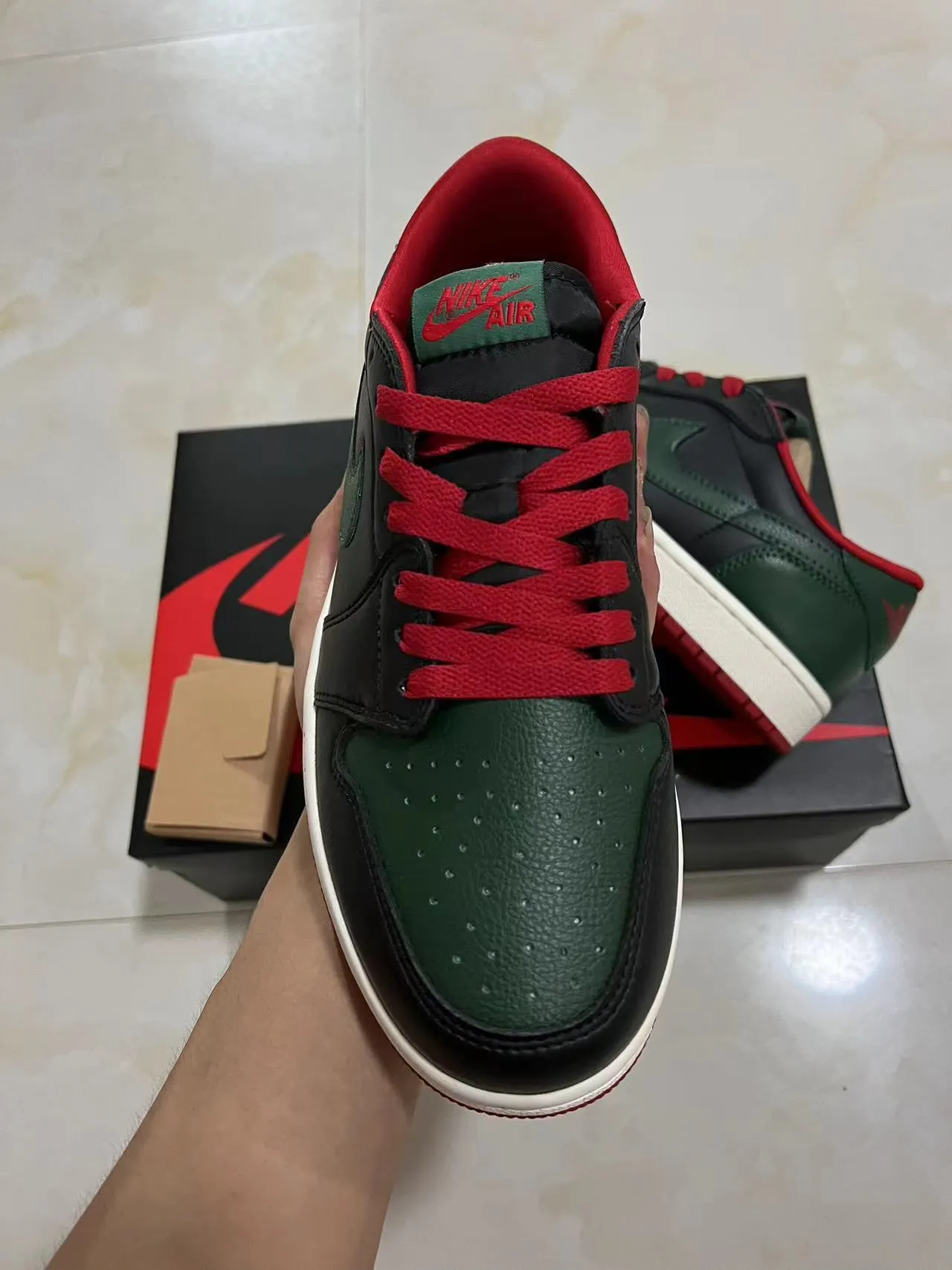 Nike Air Jordan 1 Black Dark Green Red Basketball Shoes 3