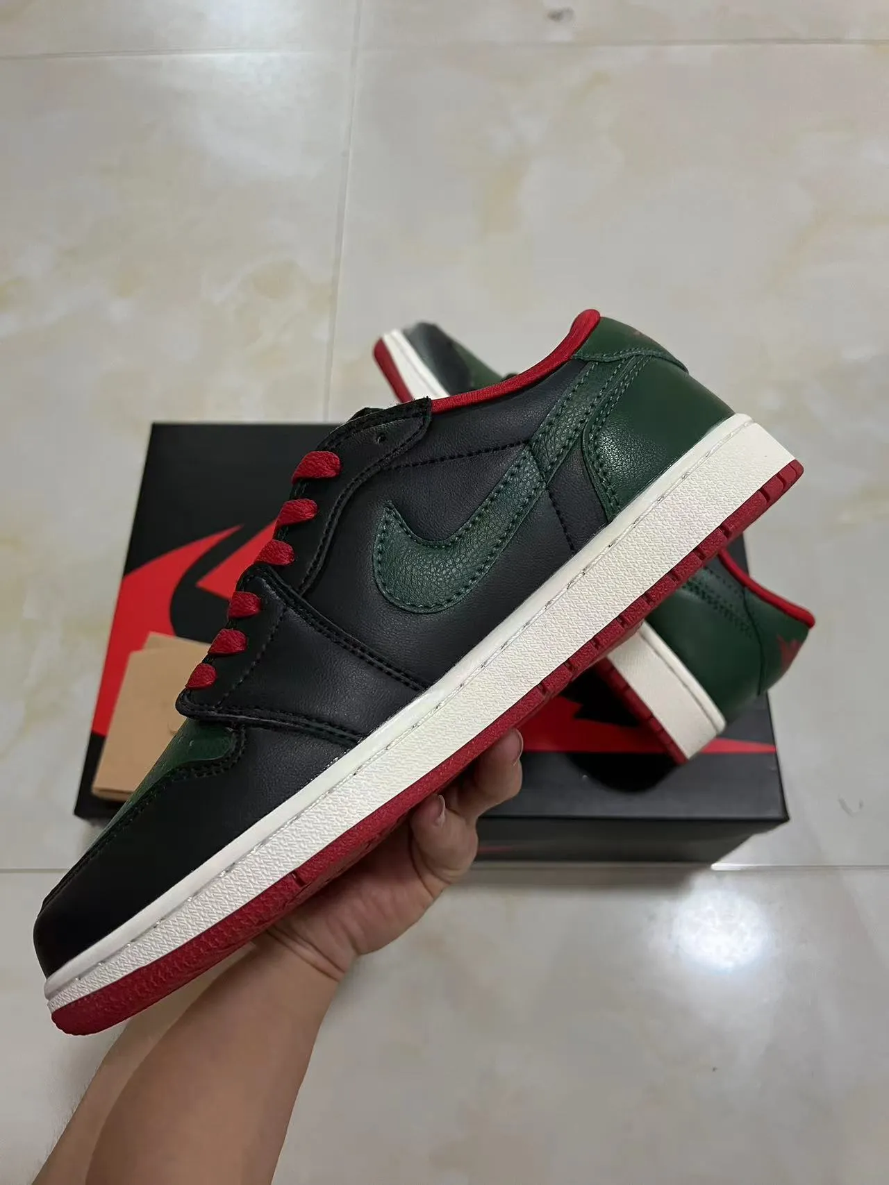 Nike Air Jordan 1 Black Dark Green Red Basketball Shoes 5