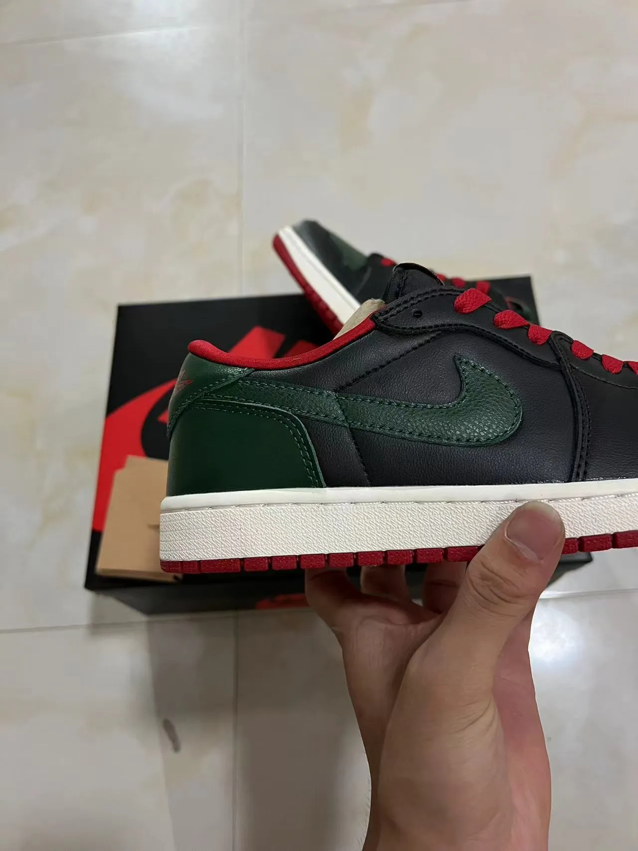 Nike Air Jordan 1 Black Dark Green Red Basketball Shoes 7