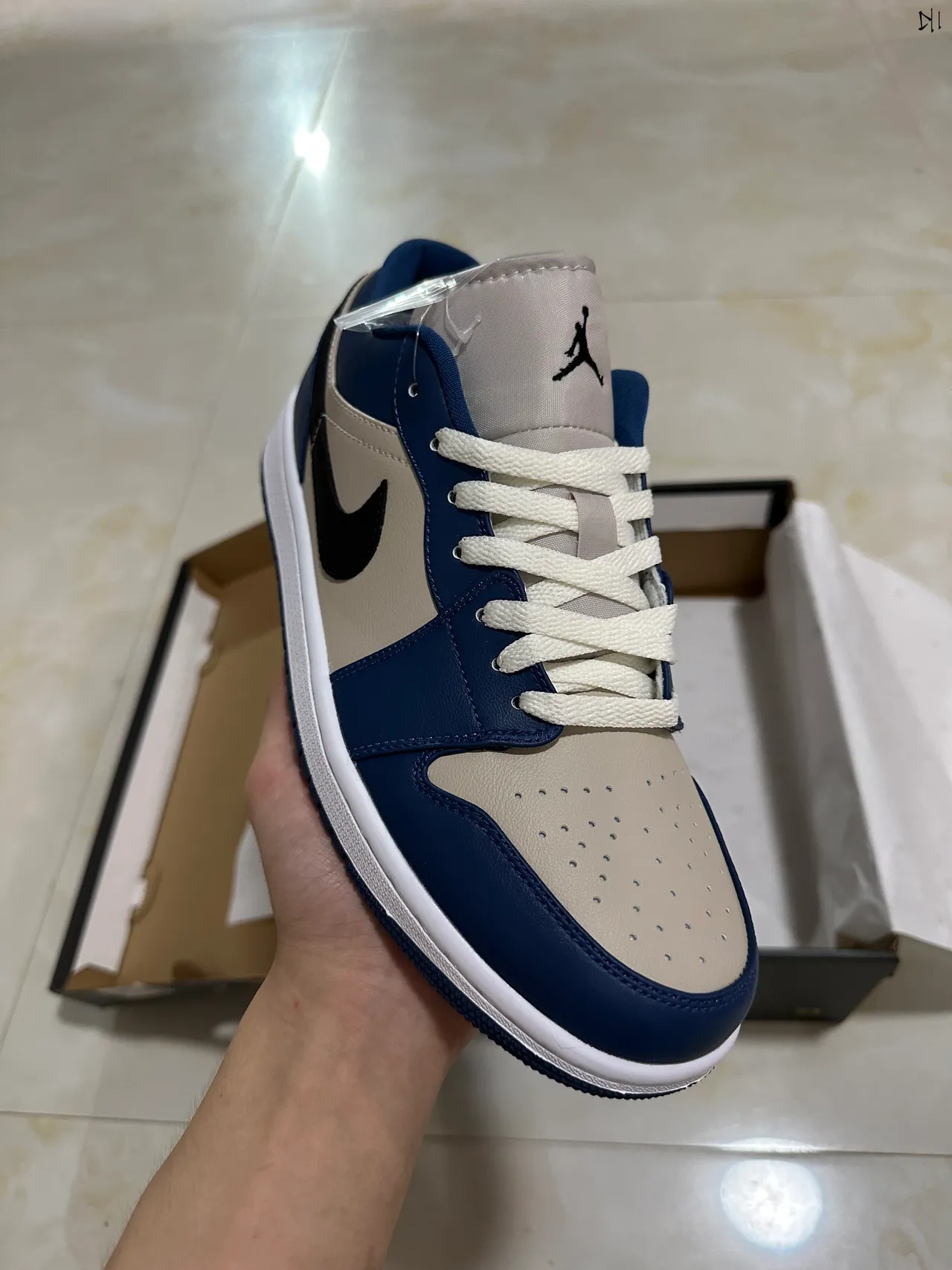Nike Air Jordan 1 Low Navy Beige Lifestyle Sneakers 2