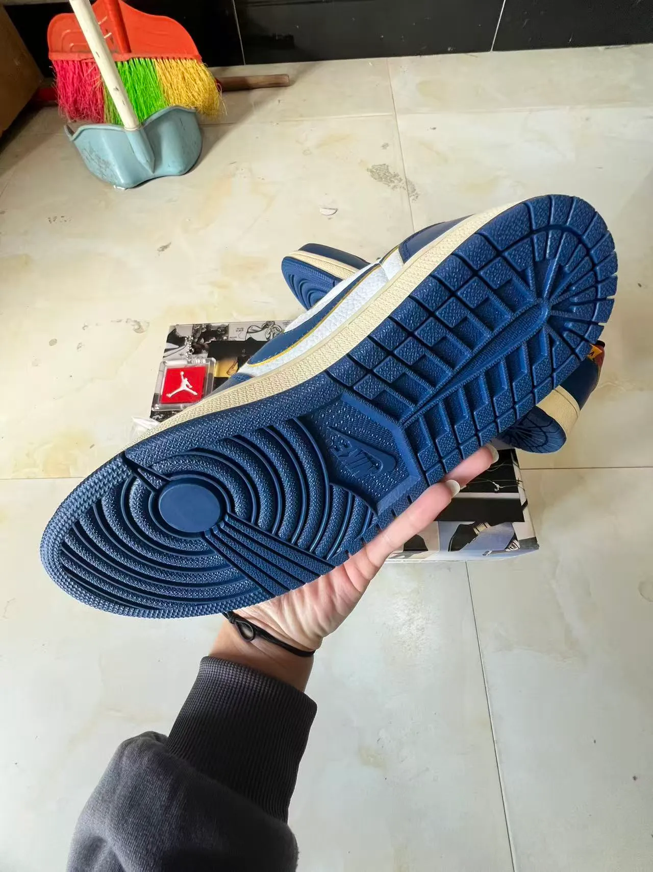 Nike Air Jordan 1 Low Navy White Cream Basketball Shoes 6