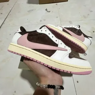 Nike Air Jordan 1 Low গোলাপি বাদামি ক্রিম লাইফস্টাইল স্নিকার্স