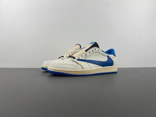 Nike Air Jordan 1 Low Reverse Mocha Lifestyle Sneakers 11