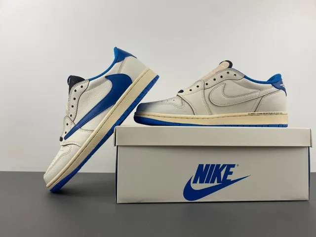 Nike Air Jordan 1 Low Reverse Mocha Lifestyle Sneakers 15