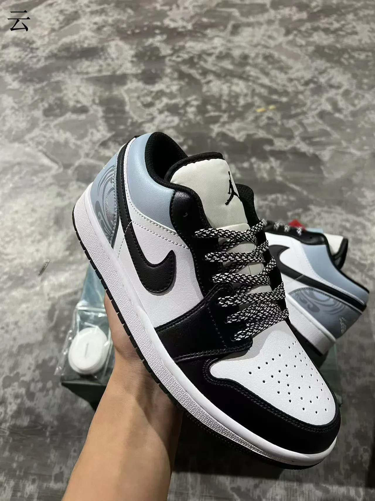 Nike Air Jordan 1 Low White Black Light Gray Wave Lifestyle Sneakers 2