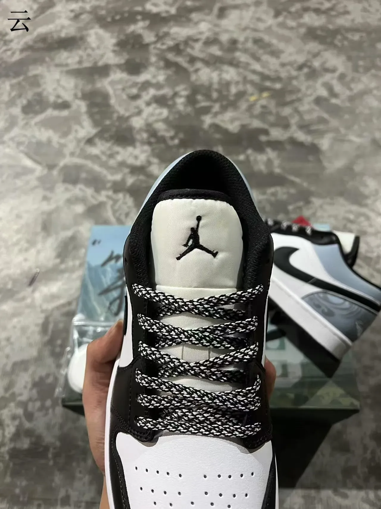 Nike Air Jordan 1 Low White Black Light Gray Wave Lifestyle Sneakers 4