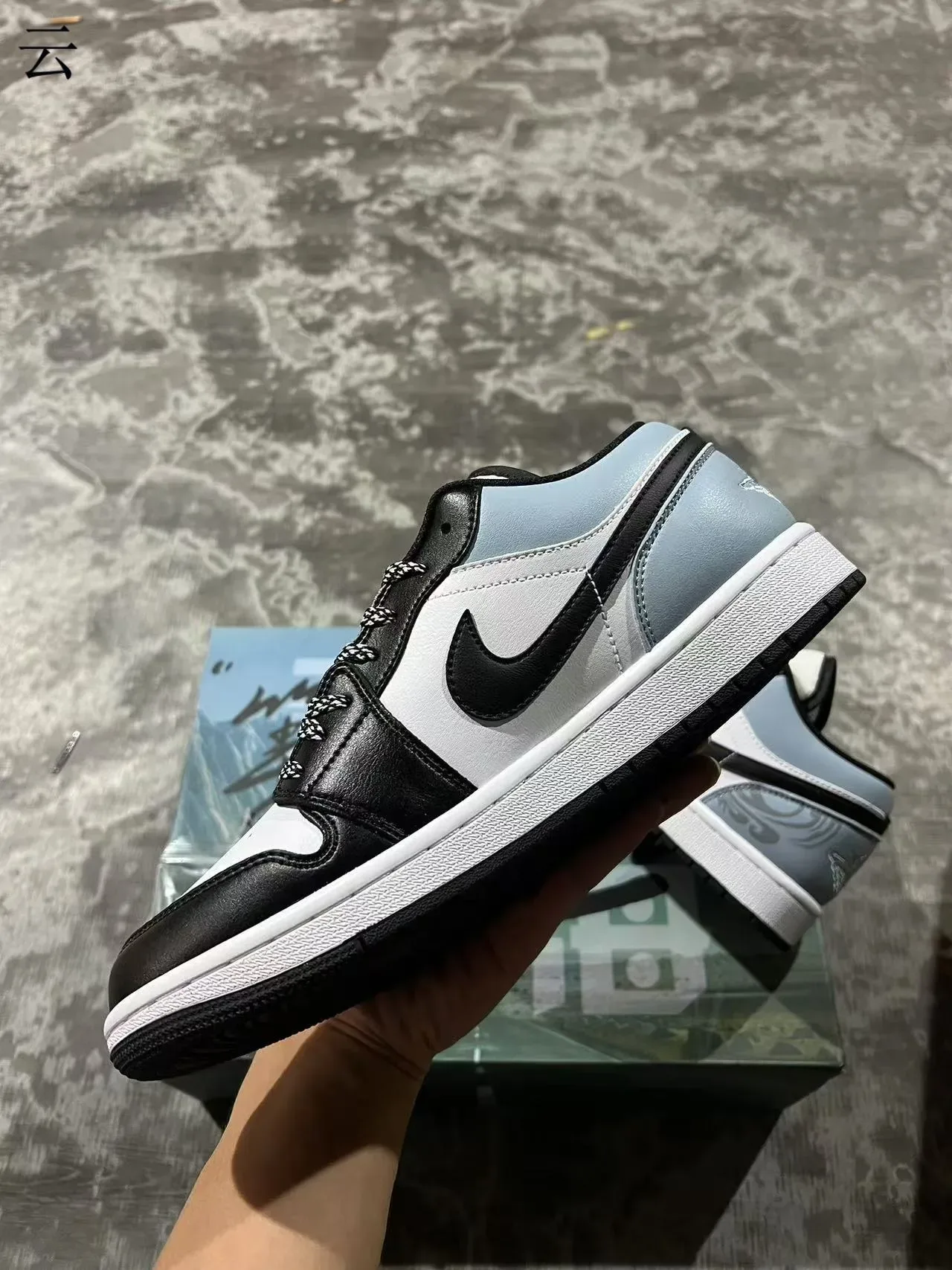 Nike Air Jordan 1 Low White Black Light Gray Wave Lifestyle Sneakers 5