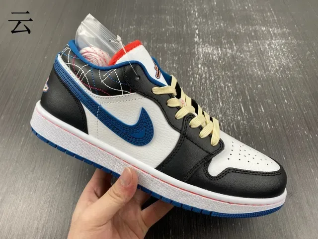 Nike Air Jordan 1 Low White Black Royal Blue sneakers lifestyle 6