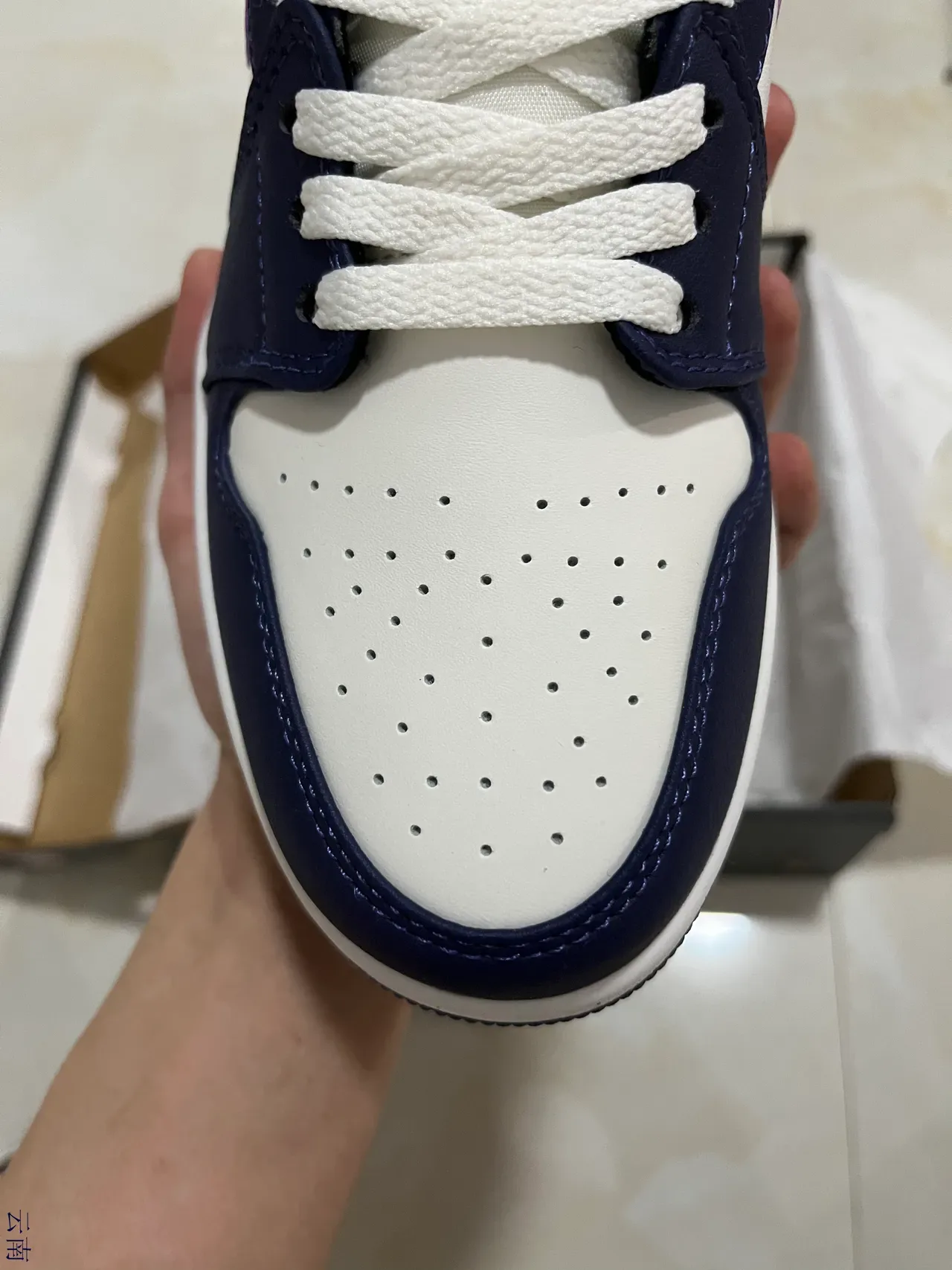 Nike Air Jordan 1 Low White Navy Purple tênis lifestyle 3