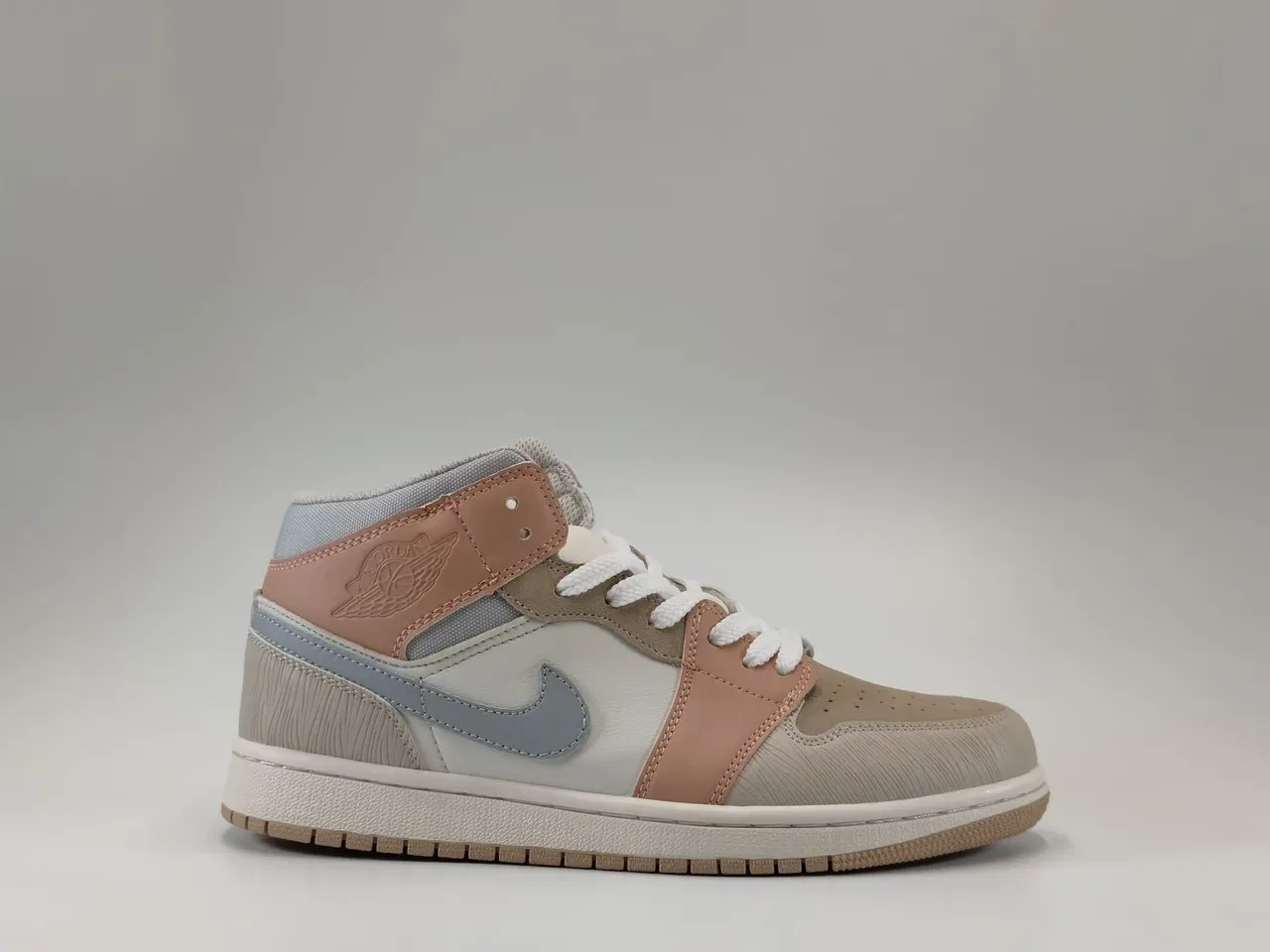 Nike Air Jordan 1 Mid Light Gray and Dusty Rose tênis de basquete 2
