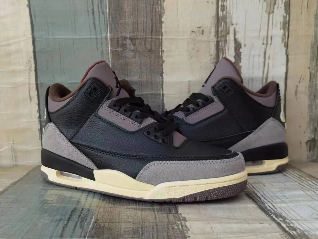 Nike Air Jordan 3 Dark Gray Cream Basketball Shoes 4