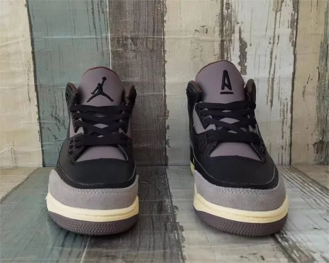 Nike Air Jordan 3 Dark Gray Cream Basketball Shoes 5