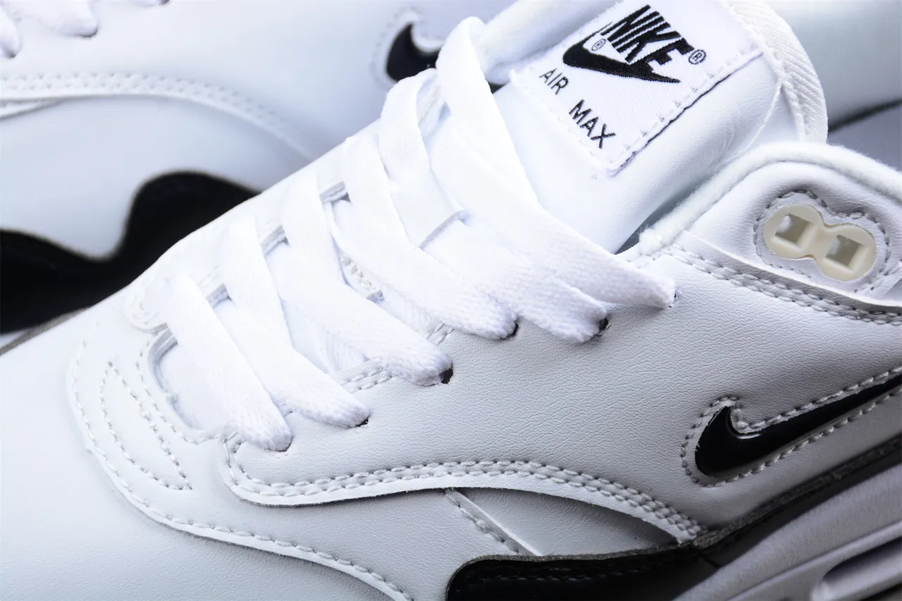 Nike Air Max 1 White Black Lifestyle Sneakers 7