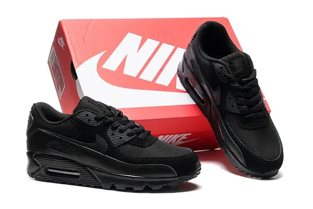 Nike Air Max 90 黑色生活方式运动鞋 2