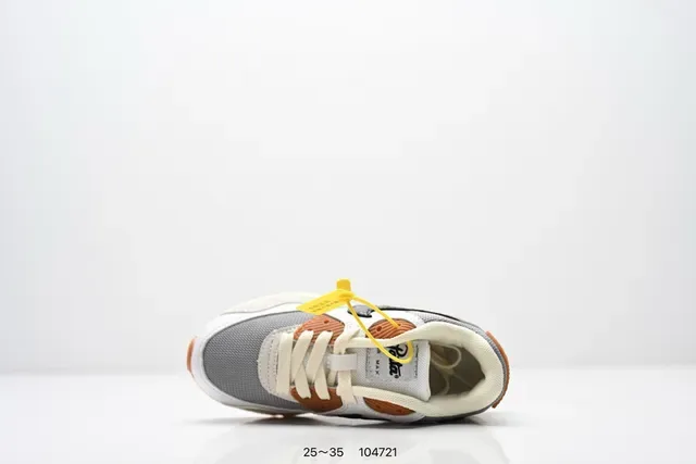 Nike Air Max 90 Neon Lime Lifestyle Sneakers 19