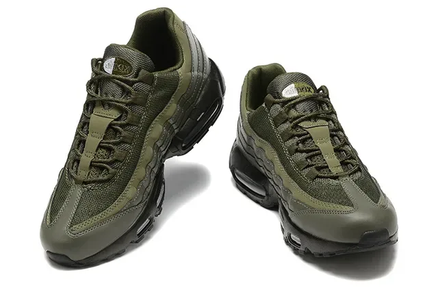 Nike Air Max 95 Black Volt Lifestyle Sneakers 18