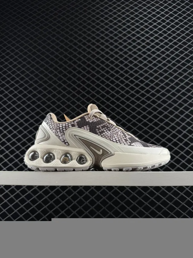 Nike Air Max DN Snakeskin-Print Chunky Sneakers 6