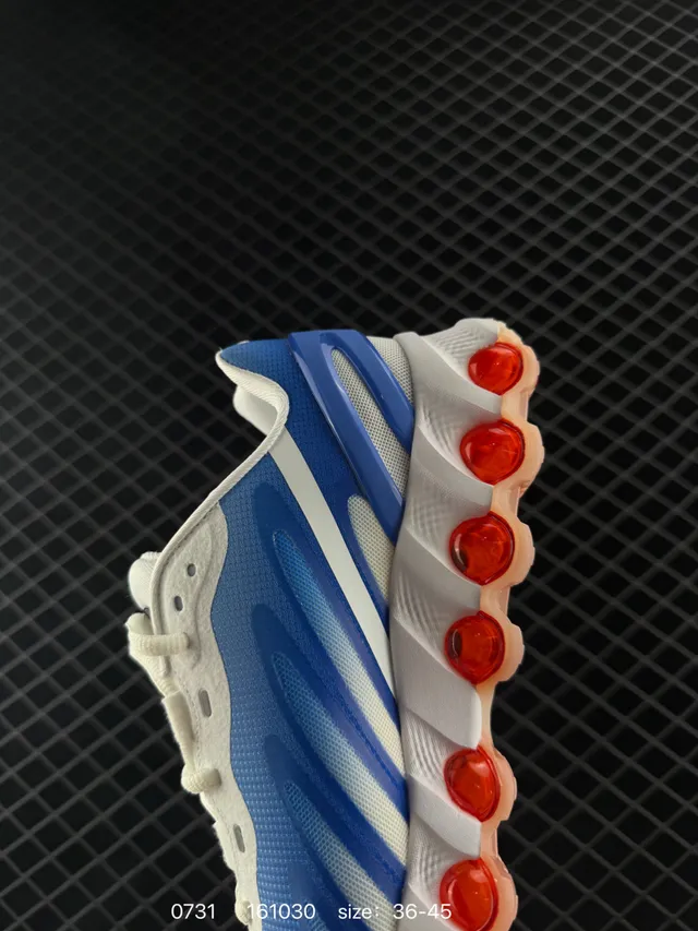 Nike Air Max DN8 Blue Gradient Running Shoes 4