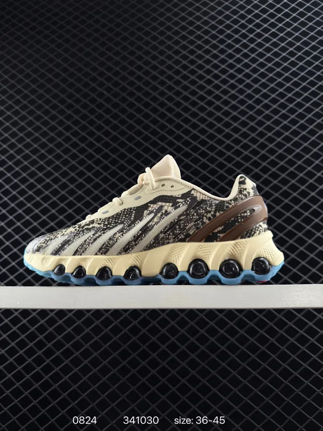 Nike Air Max DN8 Snake-Print Wavy Upper Running Shoes 4