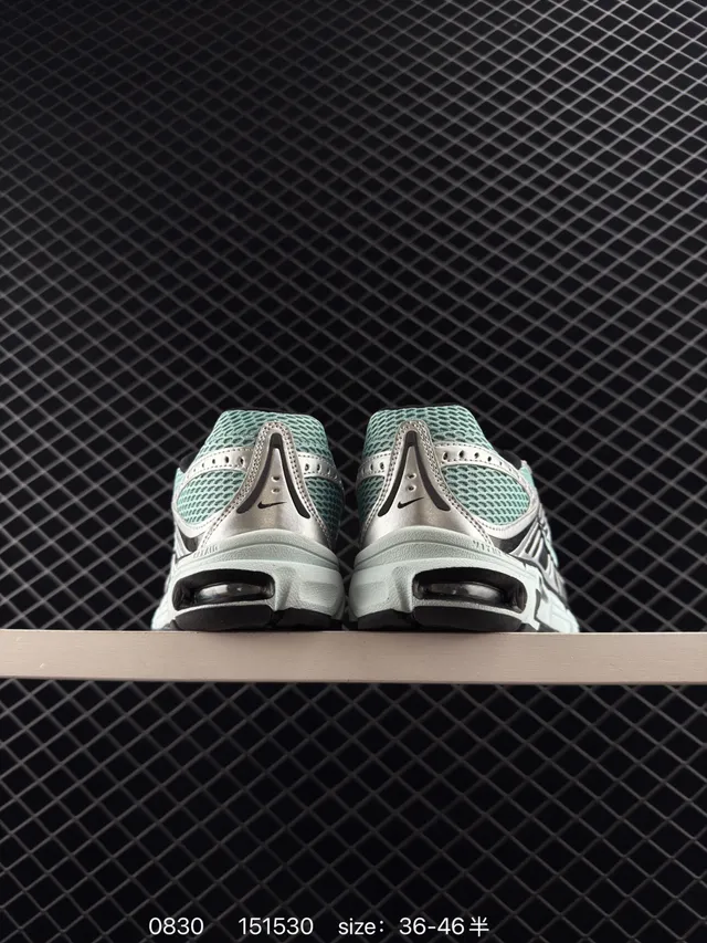 Nike Air Max Moto 2K أحذية رياضية خضراء نعناعية فضية سوداء 4