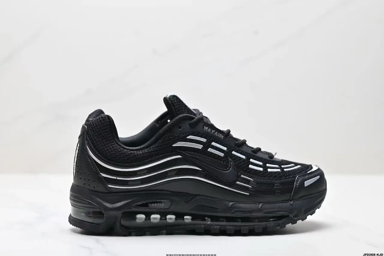 Nike Air Max Plus Black Silver Lifestyle Sneakers 4