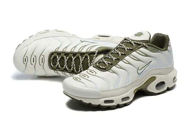Nike Air Max Plus Olive Green Wave Pattern Lifestyle Sneakers 4