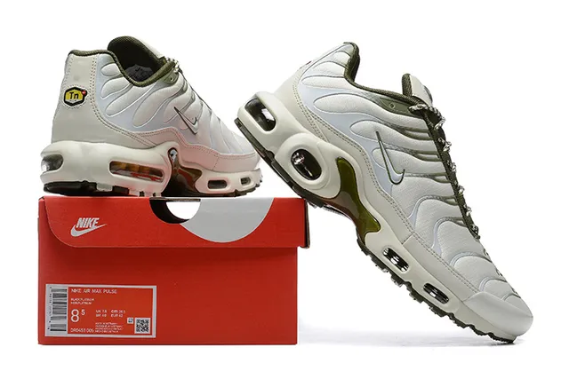 Nike Air Max Plus Olive Green Wave Pattern Lifestyle Sneakers 6