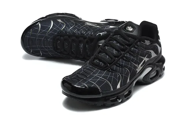 Nike Air Max Plus Orange Black White Lifestyle Sneakers 4