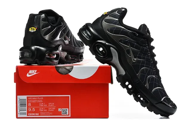 Nike Air Max Plus Orange Black White Lifestyle Sneakers 7