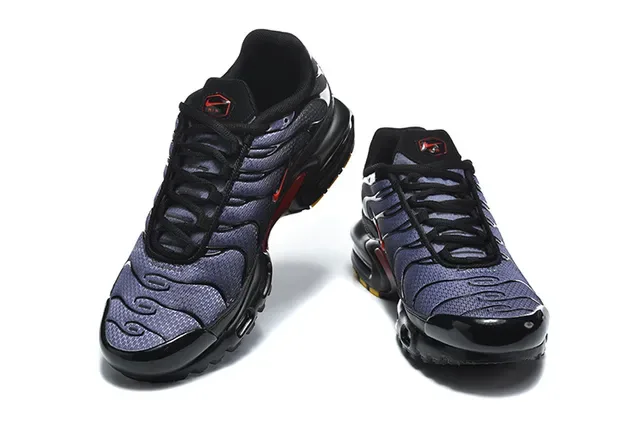 Nike Air Max Plus Patterned White Blue Orange Lifestyle Sneakers 15