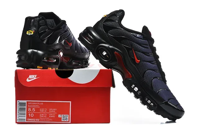 Nike Air Max Plus Patterned White Blue Orange Lifestyle Sneakers 19