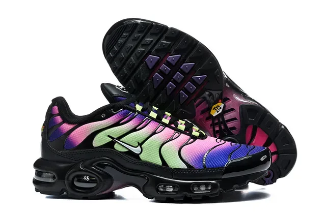 Nike Air Max Plus Patterned White Blue Orange Lifestyle Sneakers 23