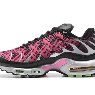 Nike Air Max Plus 粉色黑色银色生活方式运动鞋