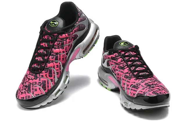 Nike Air Max Plus Pink Black Silver Lifestyle Sneakers 2