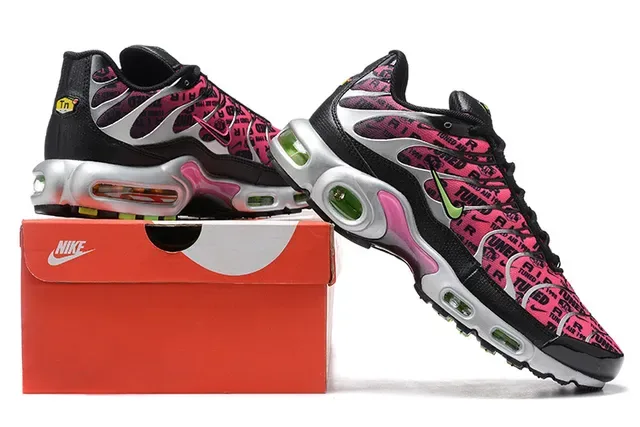 Nike Air Max Plus Pink Black Silver Lifestyle Sneakers 6