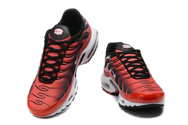 Nike Air Max Plus Red Black Flame Lifestyle Sneakers 3