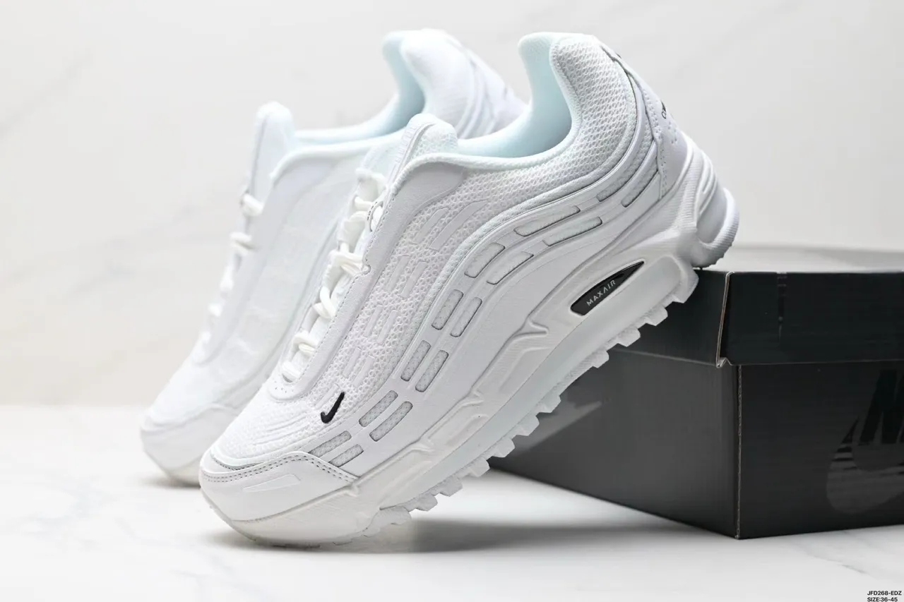 Nike Air Max Plus White Black Lifestyle Sneakers 2