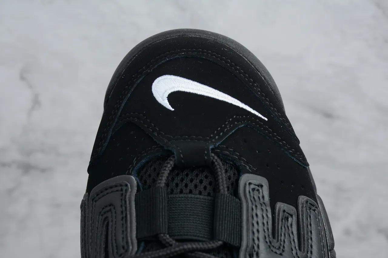 Nike Air More Uptempo Chaussures de basketball noires 4
