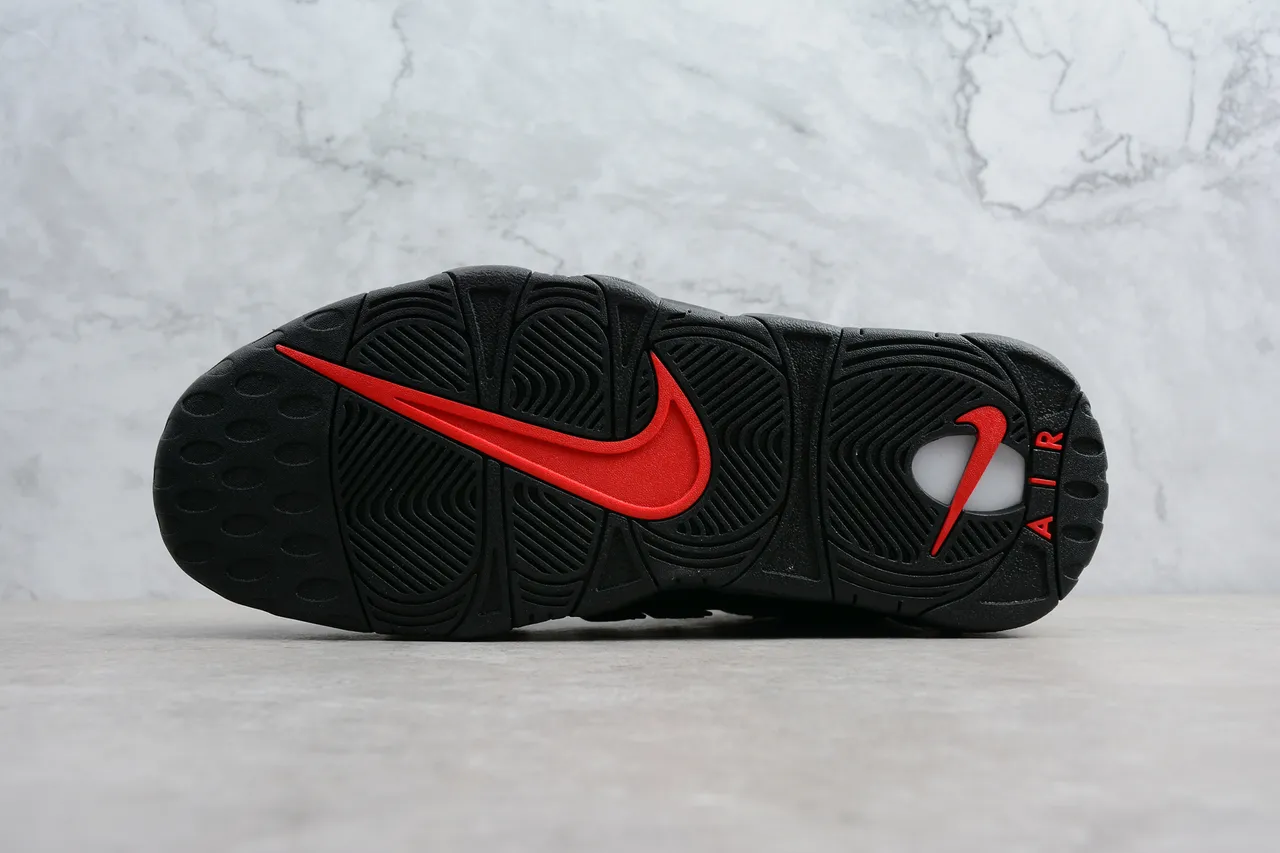 Nike Air More Uptempo Chaussures de basketball noires 6
