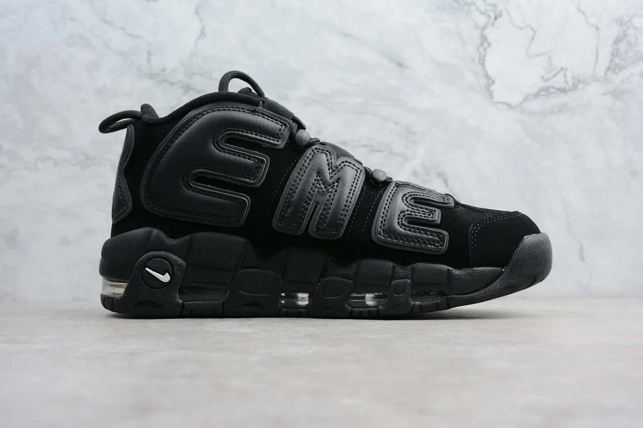 Nike Air More Uptempo Chaussures de basketball noires 8