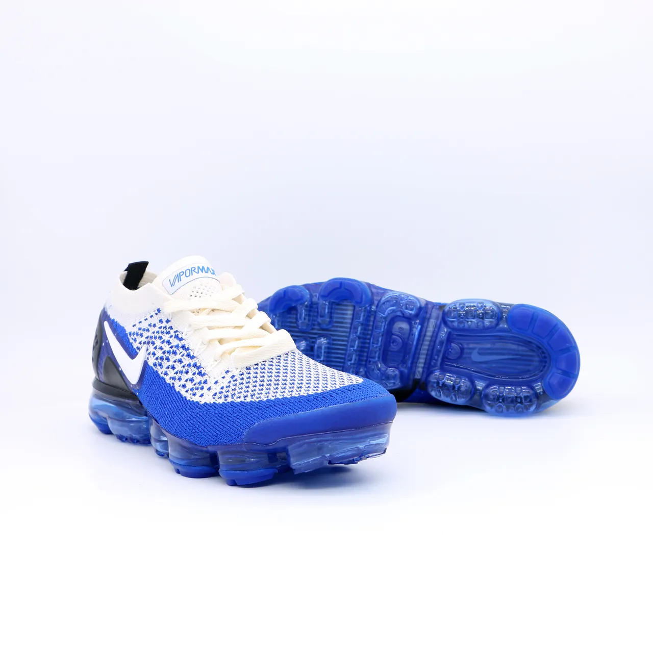 Nike Air VaporMax Flyknit Blue and White Lifestyle Sneakers 6