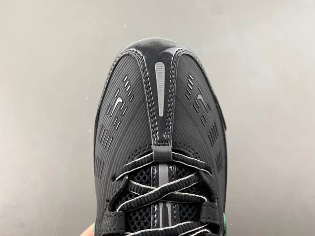 Nike Air VaporMax Plus Black Green Ribbed Engineered Mesh Upper Full-Length Visible Units Lifestyle Sneakers 5