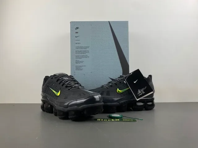Nike Air VaporMax Plus Black Green Ribbed Engineered Mesh Upper Full-Length Visible Units Lifestyle Sneakers 13