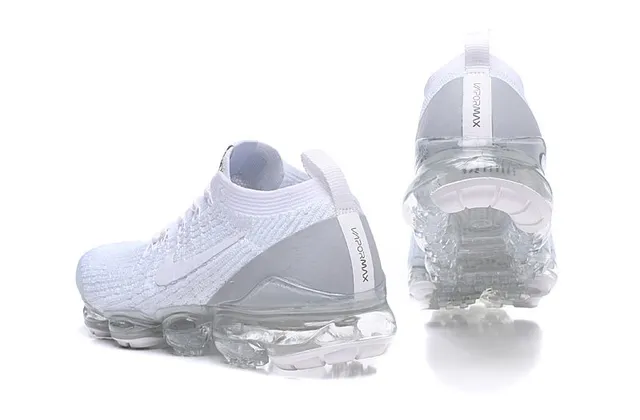 Nike Air VaporMax White Lifestyle Sneakers 3
