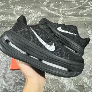 Nike Air Zoom Pegasus Chaussures de course Noir et Blanc
