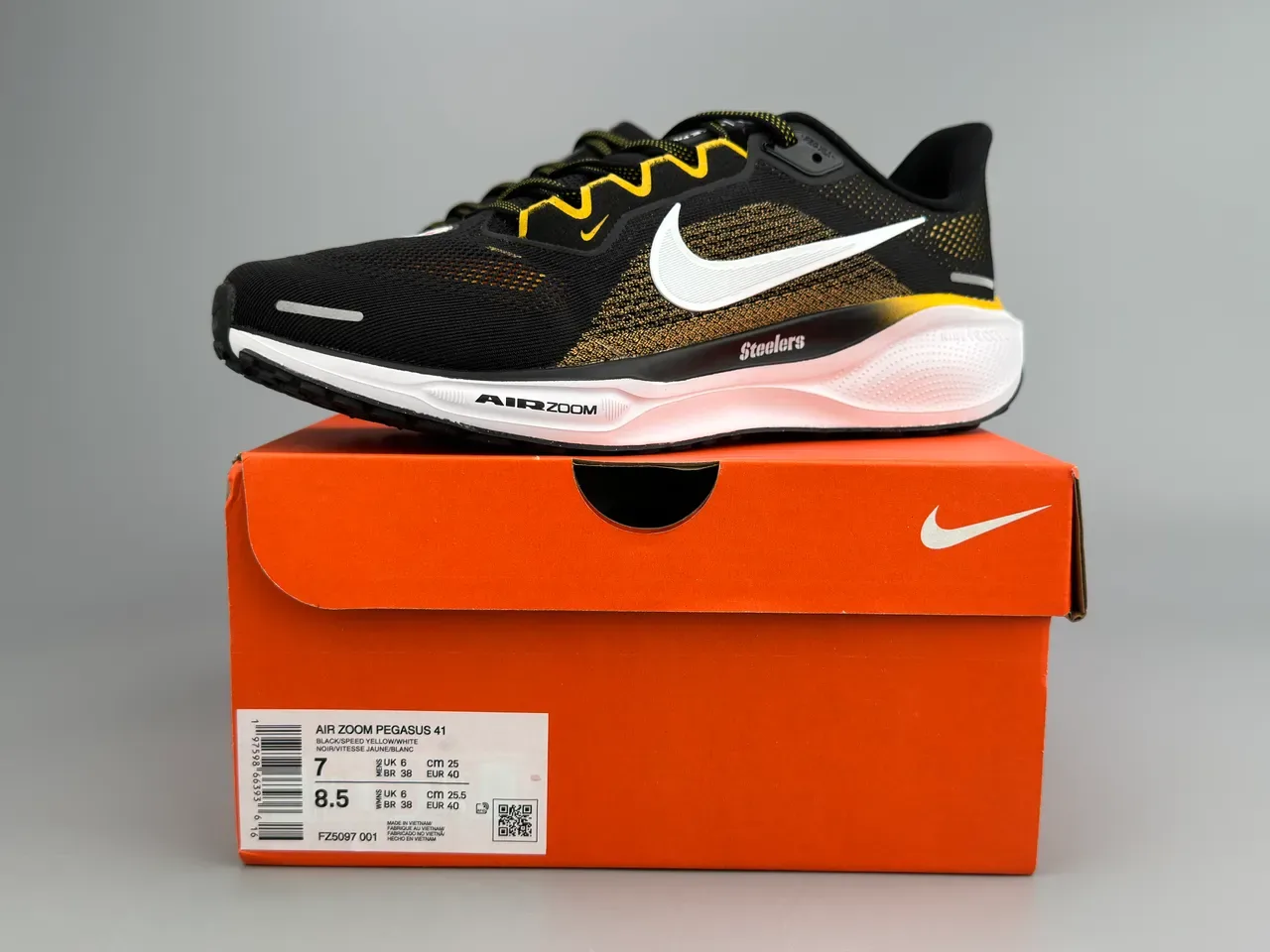 Chaussures de running Nike Air Zoom Pegasus Steelers Noir Or Blanc 2