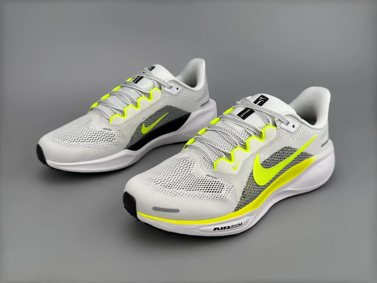 Nike Air Zoom Pegasus blancas y amarillas upper malla engineered rayas neón zapatillas de running 7